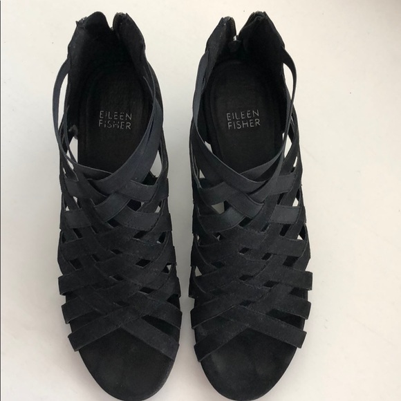 lacoste flip flops women's